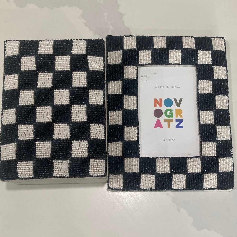 New Black and White Checkered Frame and Box Set - Picture 4 of 5